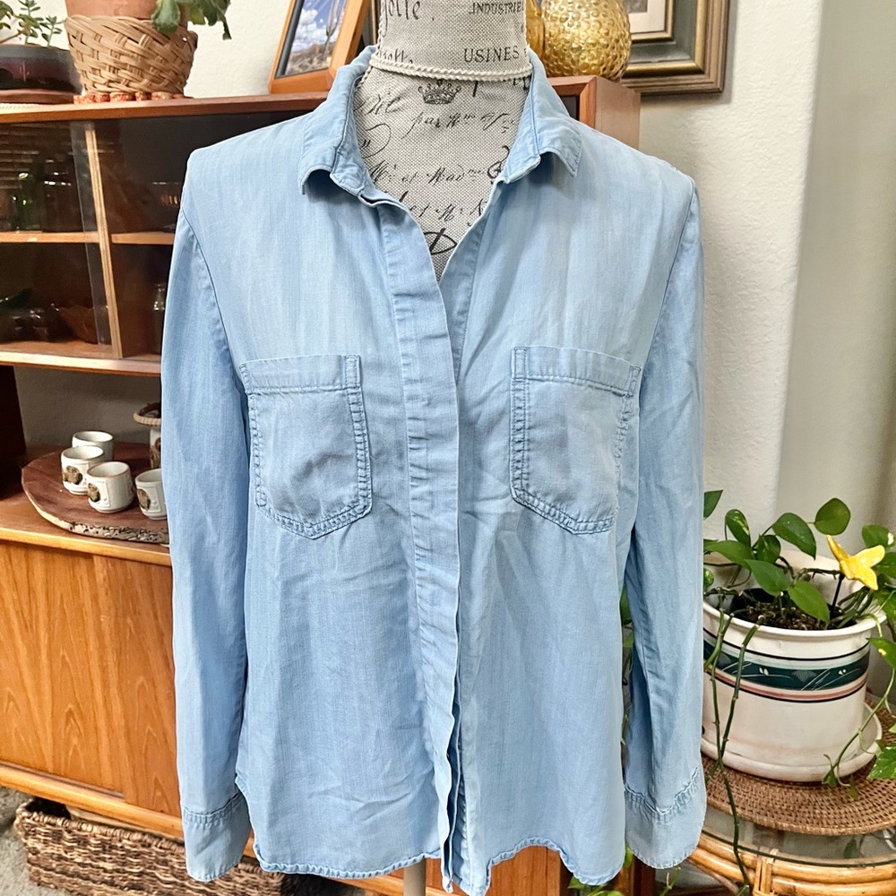 Cloth & Stone Denim Blue Blouse